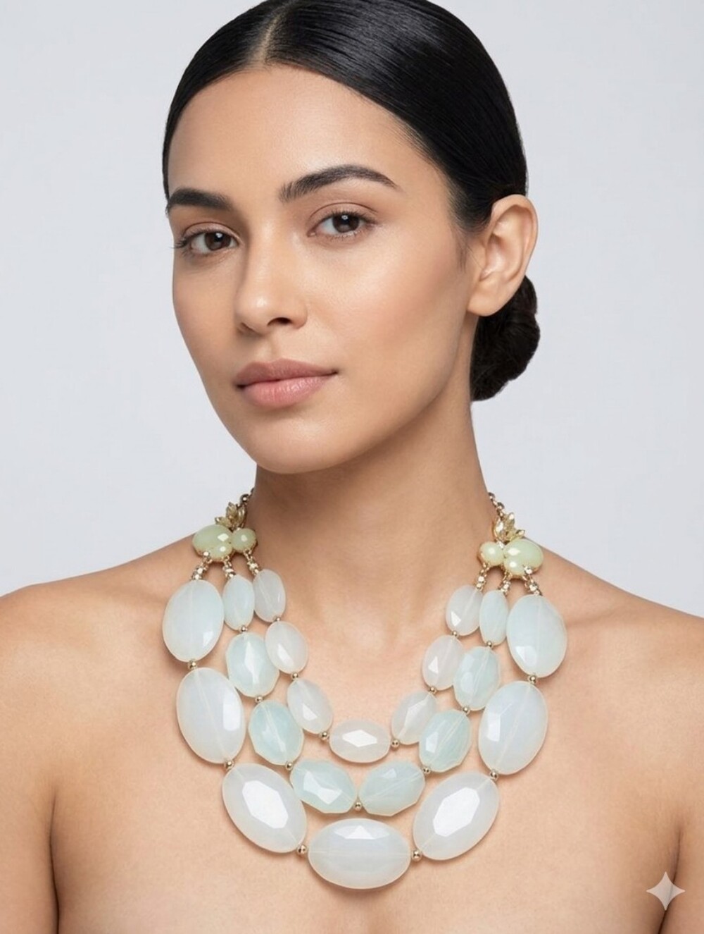 Chunky Light Green Vintage 3 Strand Gold Tone Chain Necklace
